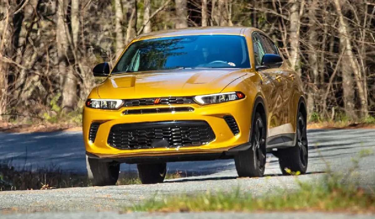 DodgeHornet RT PlusLuxury Car RentalsPreowned Luxury CarExclusive Concierge Club.webp